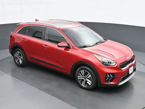 Used 2022 Kia Niro LXS FWD image 24