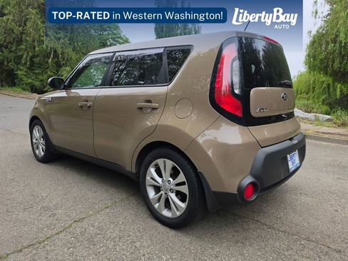 Used 2015 Kia Soul + w/ Primo Package FWD image 8