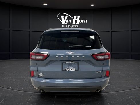 Used 2024 Ford Escape ST-Line w/ Tech Pack #1 AWD/4WD image 6