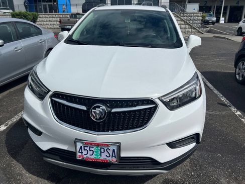 Used 2022 Buick Encore Preferred w/ Safety Package AWD/4WD image 2
