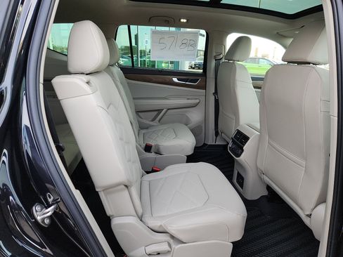 New 2026 Volkswagen Atlas SE image 14