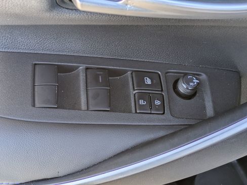 Used 2022 Toyota Corolla SE image 17