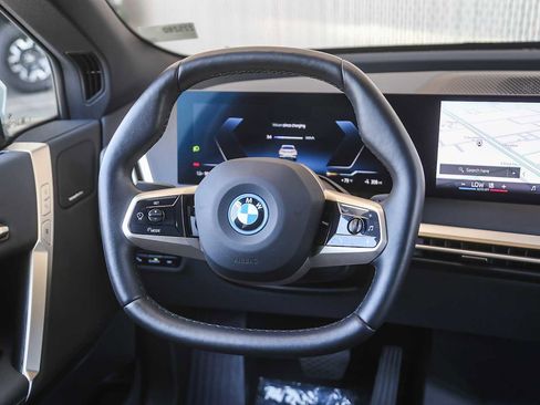 Used 2025 BMW iX xDrive50 image 12
