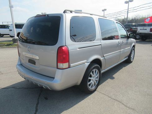 Used 2005 Buick Terraza CX image 7