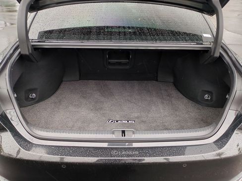 Used 2022 Lexus ES 300h w/ Premium Package image 28