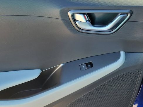 Certified 2022 Hyundai Ioniq SEL image 9