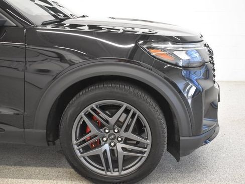 Used 2026 Ford Explorer ST w/ Sun And Sound Package AWD/4WD image 13