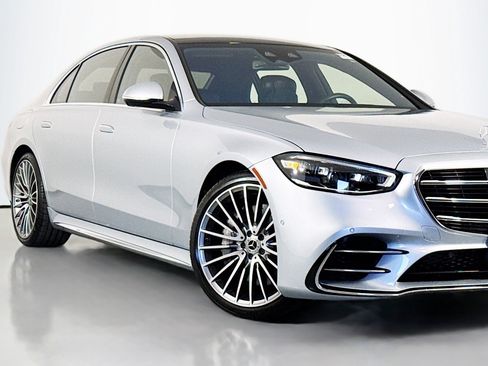Certified 2023 Mercedes-Benz S 580 4MATIC Sedan image 16