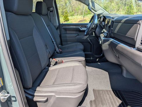 Used 2026 Chevrolet Silverado 1500 LT image 11