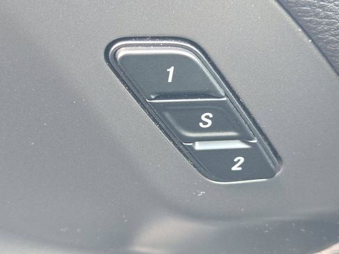 New 2026 Chrysler Pacifica Select image 6