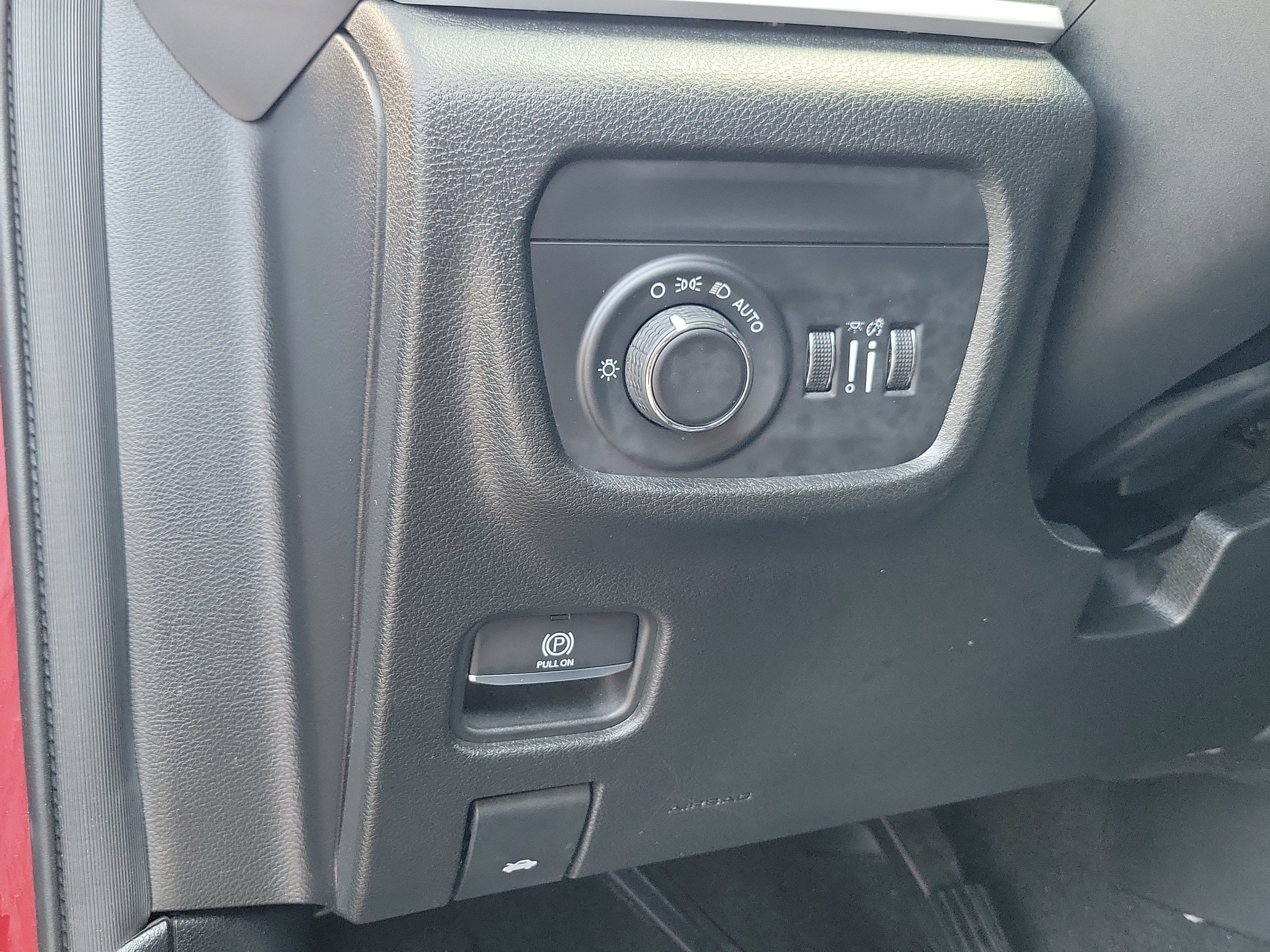 Used 2022 Jeep Grand Cherokee L Laredo AWD/4WD image 21