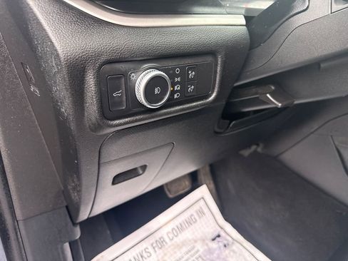 Used 2021 Ford Explorer XLT w/ Equipment Group 202A image 30