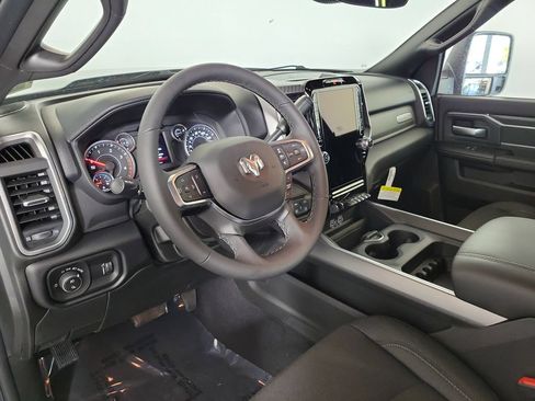 New 2026 RAM 2500 Big Horn AWD/4WD image 10