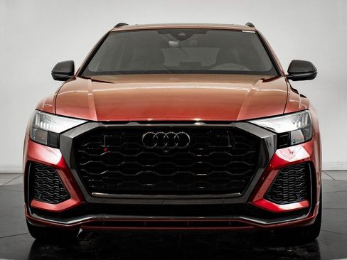 Certified 2024 Audi RS Q8 image 2