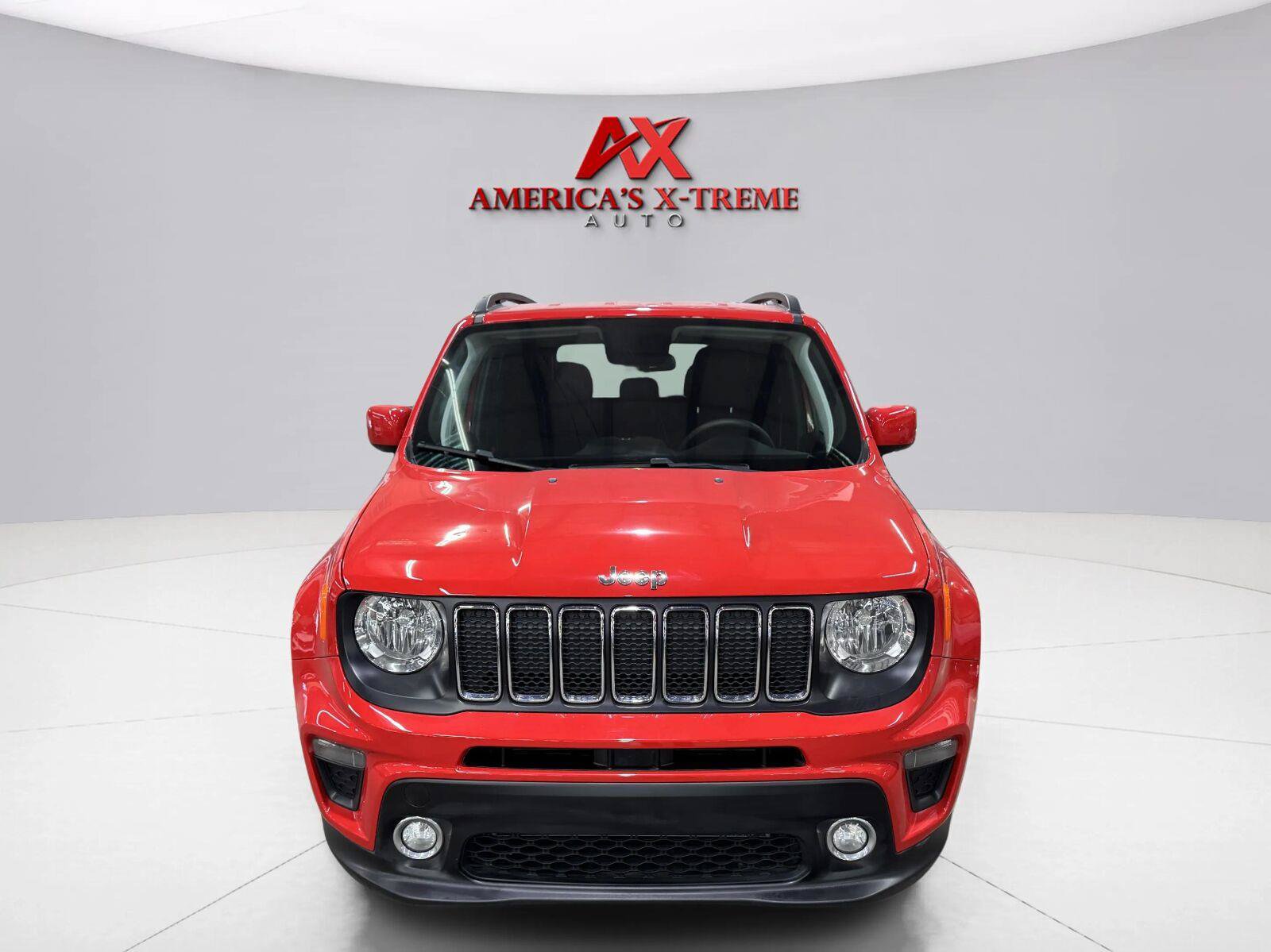 Used 2020 Jeep Renegade Latitude AWD/4WD image 4