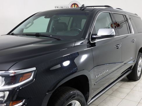 Used 2019 Chevrolet Suburban Premier AWD/4WD image 55