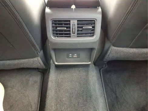 Used 2023 Nissan Rogue SV w/ SV Premium B Package FWD image 13