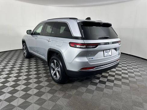 Certified 2023 Jeep Grand Cherokee 4WD 4xe w/ Luxury Tech Group II image 2