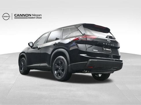 New 2026 Nissan Rogue SV image 28