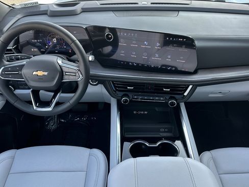 New 2026 Chevrolet Suburban Premier w/ Sun And Tow Package image 15