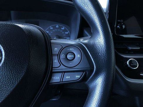 Certified 2025 Toyota Corolla LE FWD image 26