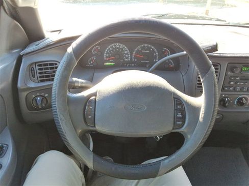 Used 2001 Ford F150 2WD Regular Cab image 13