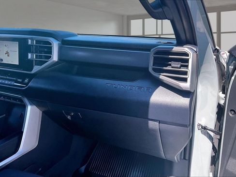 Used 2025 Toyota Tundra SR5 AWD/4WD image 26