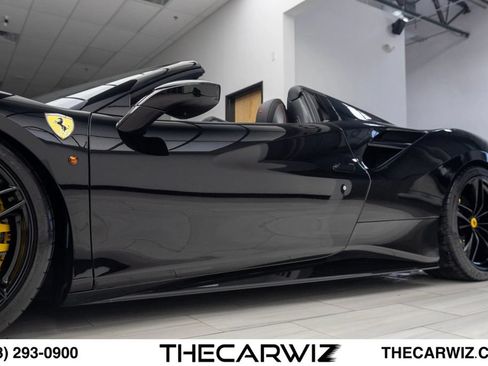 Used 2019 Ferrari 488 Spider RWD image 14
