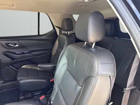 Used 2019 Chevrolet Traverse RS w/ LPO, Floor Liner Package image 19