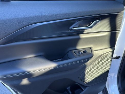 New 2025 Jeep Grand Cherokee Altitude image 26