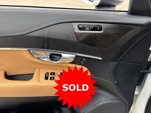 Certified 2023 Volvo XC90 B6 Ultimate image 14