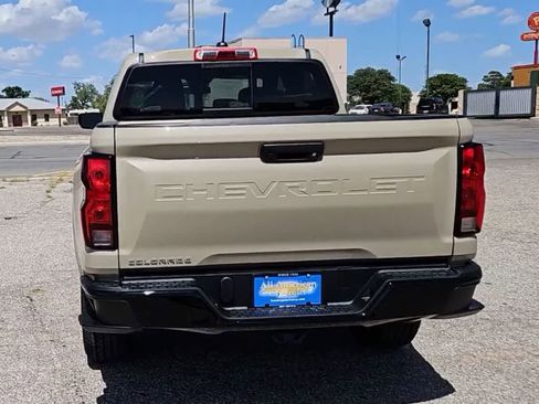 Used 2024 Chevrolet Colorado W/T w/ WT Convenience Package II RWD image 6
