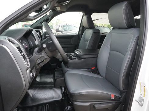 Used 2026 RAM 2500 Tradesman w/ Chrome Appearance Group AWD/4WD image 28