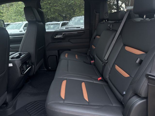 New 2026 GMC Sierra 2500 AT4 w/ AT4 Premium Plus Package AWD/4WD image 5