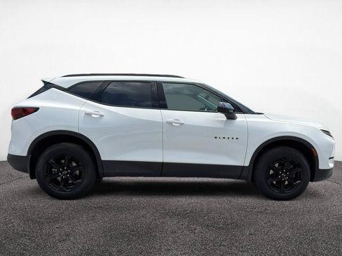 Used 2024 Chevrolet Blazer LT w/ Convenience Package AWD/4WD image 8
