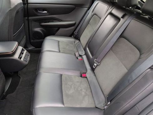 Used 2024 Nissan Ariya AWD image 26