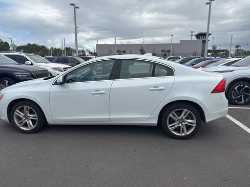 Used 2014 Volvo S60 T5 image 4