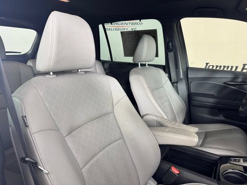 Used 2019 Honda Passport Touring image 40
