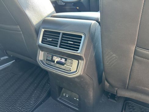 Certified 2025 Volkswagen Atlas Peak Edition SE image 50