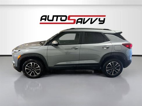 Used 2024 Chevrolet TrailBlazer LT w/ Convenience Package image 4