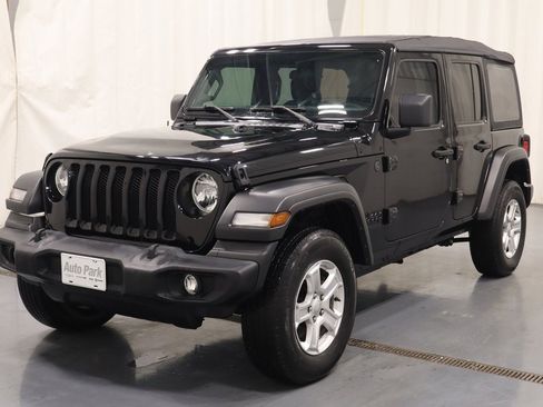 Certified 2022 Jeep Wrangler Unlimited Sport image 6