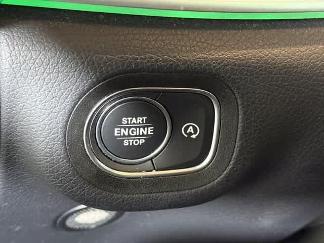 Used 2021 Mercedes-Benz GLE 350 4MATIC image 32
