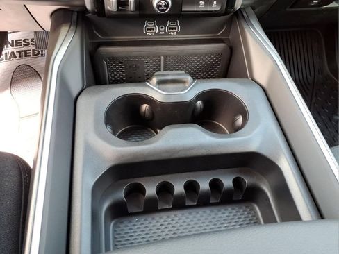 New 2026 RAM 1500 Big Horn AWD/4WD image 13