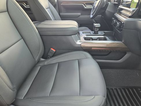 New 2026 Chevrolet Silverado 1500 LT w/ Texas Edition Plus AWD/4WD image 14