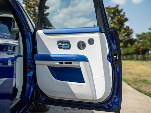 Used 2023 Rolls-Royce Ghost w/ Ghost Package image 70