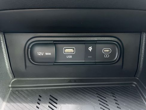 Used 2025 Kia Sportage EX w/ Premium Package FWD image 36