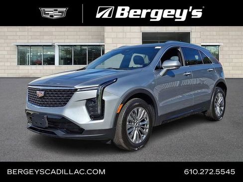 Certified 2025 Cadillac XT4 Premium Luxury image 1