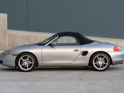 Used 1999 Porsche Boxster RWD image 96