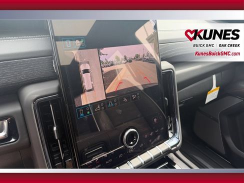 New 2026 GMC Yukon AT4 Ultimate w/ LPO, Floor Liner Package AWD/4WD image 27