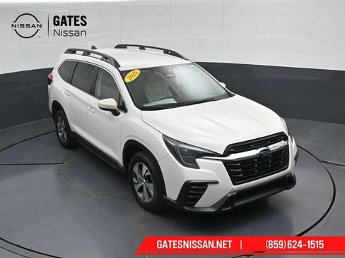 Used 2025 Subaru Ascent Premium AWD/4WD image 48